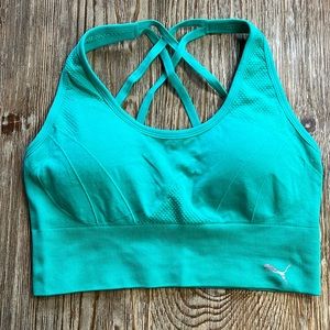 NWOT Puma Sports Bra Athletic Top - Large